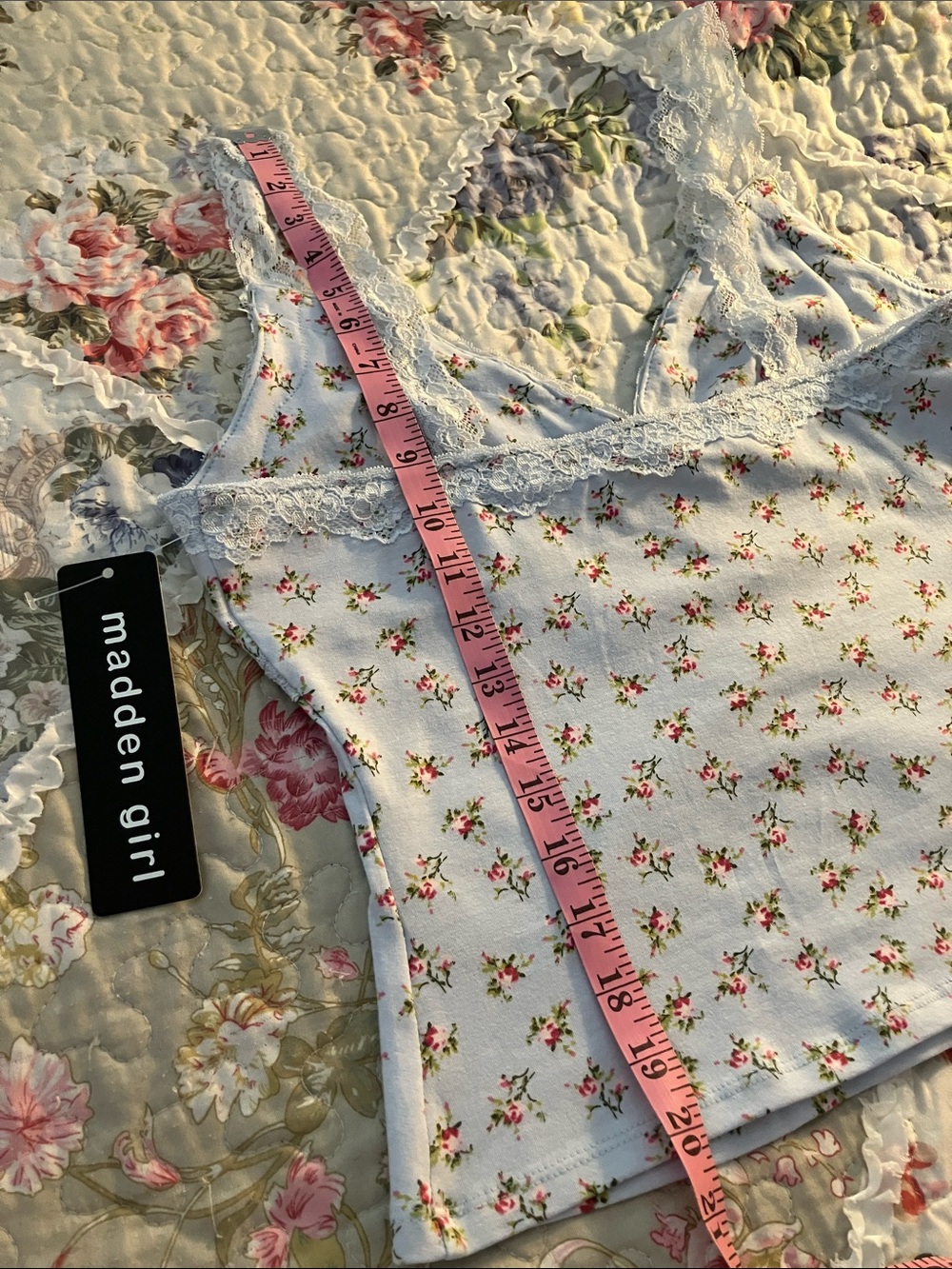 NWT Pretty Madden Girl Floral Top - Picture 9 of 11